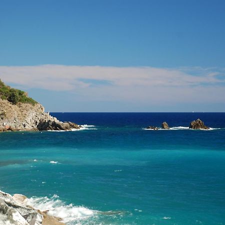 Hotel Riviera Deiva Marina Kültér fotó