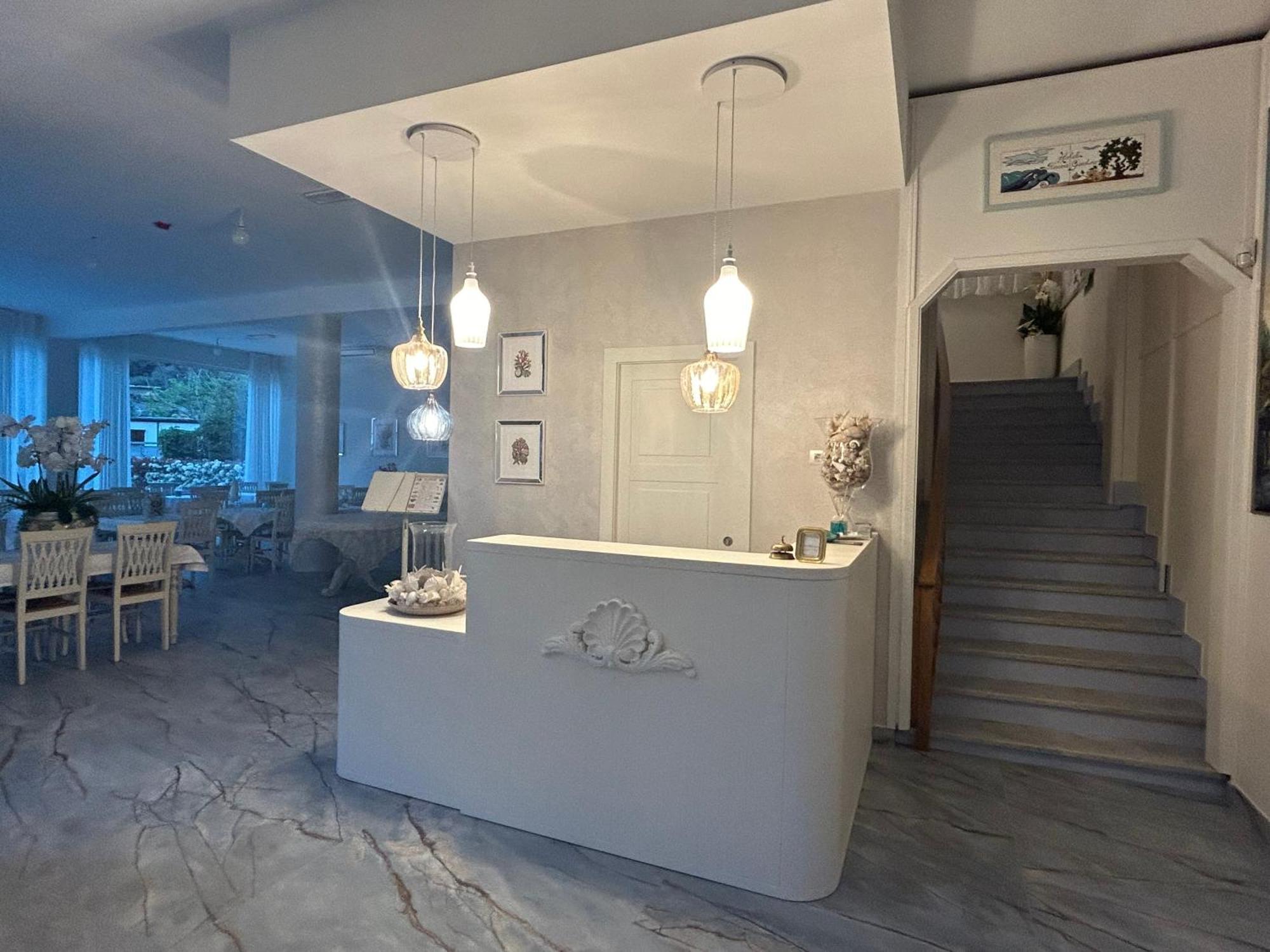 Hotel Riviera Deiva Marina Kültér fotó